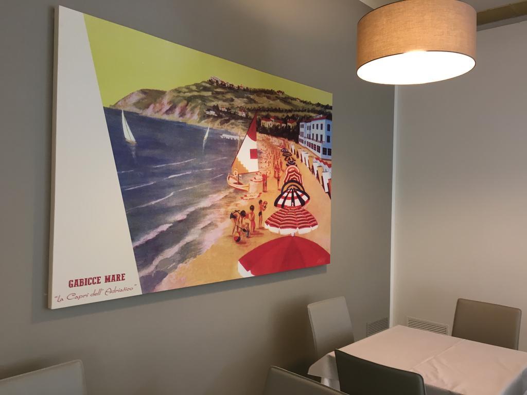 Hotel Lux Gabicce Mare Bagian luar foto